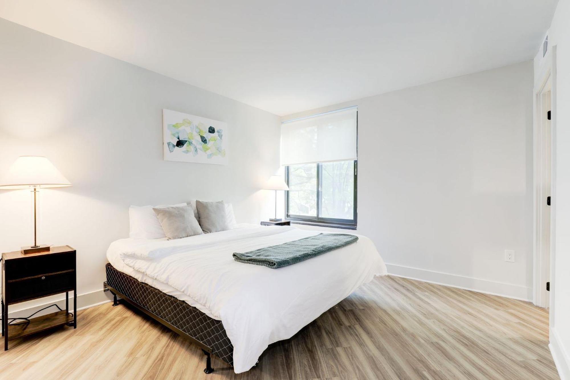 2Br Executive Apartment With Spacious Layout Arlington Exteriér fotografie