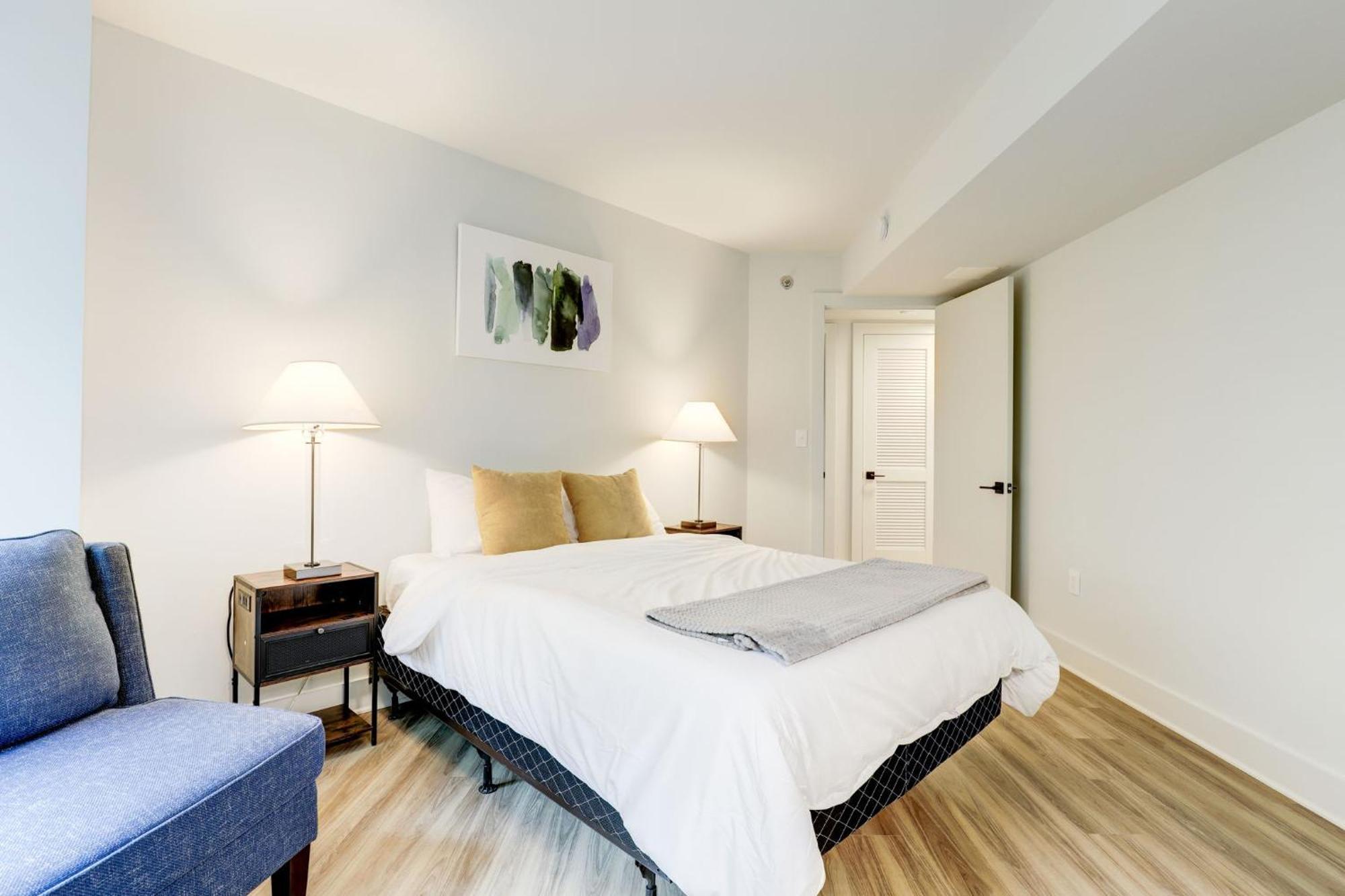 2Br Executive Apartment With Spacious Layout Arlington Exteriér fotografie